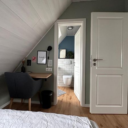 Stilvolles Gaestezimmer Mit Bad In Mechernich-Zentrum Esterno foto