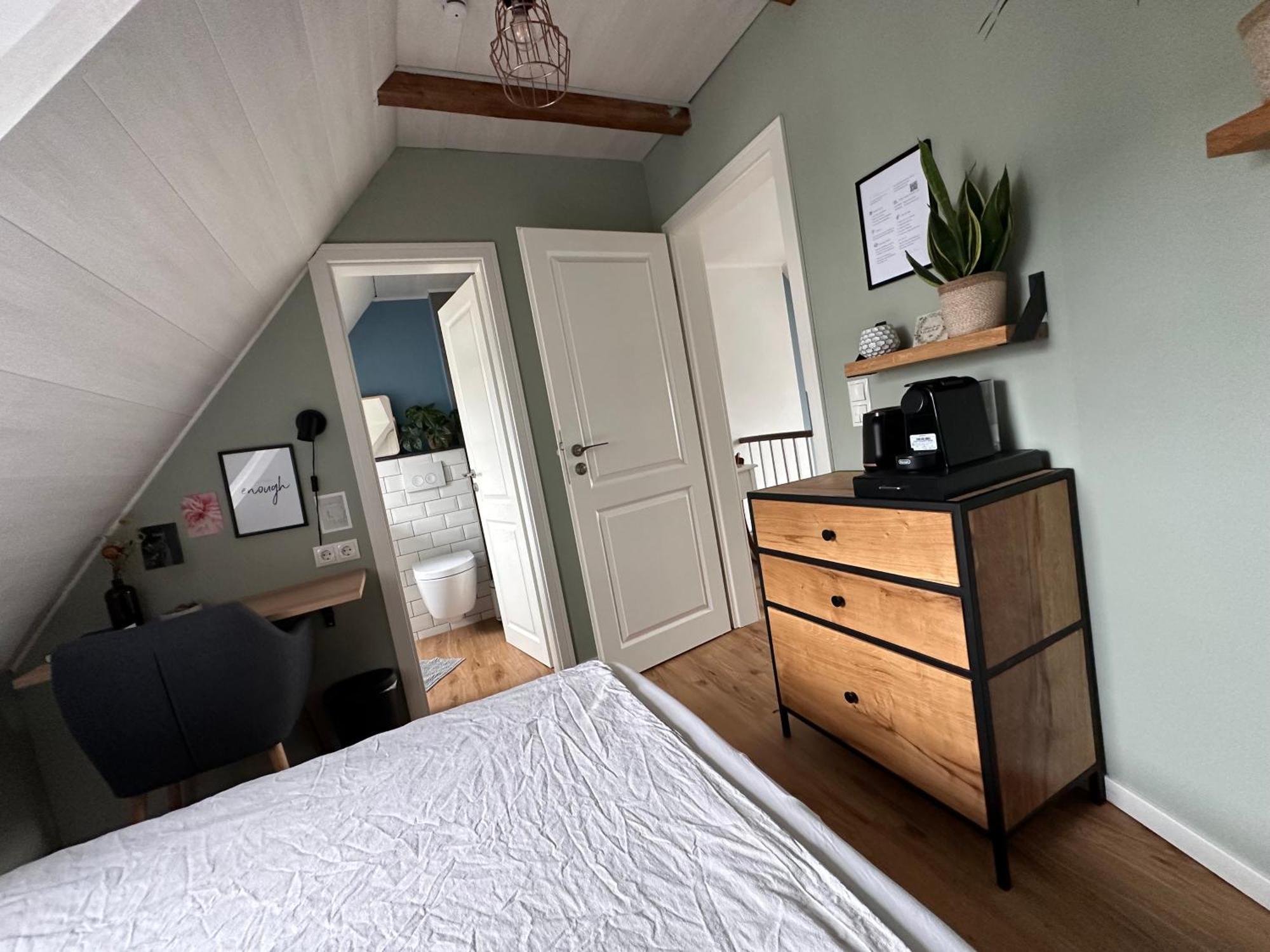 Stilvolles Gaestezimmer Mit Bad In Mechernich-Zentrum Esterno foto